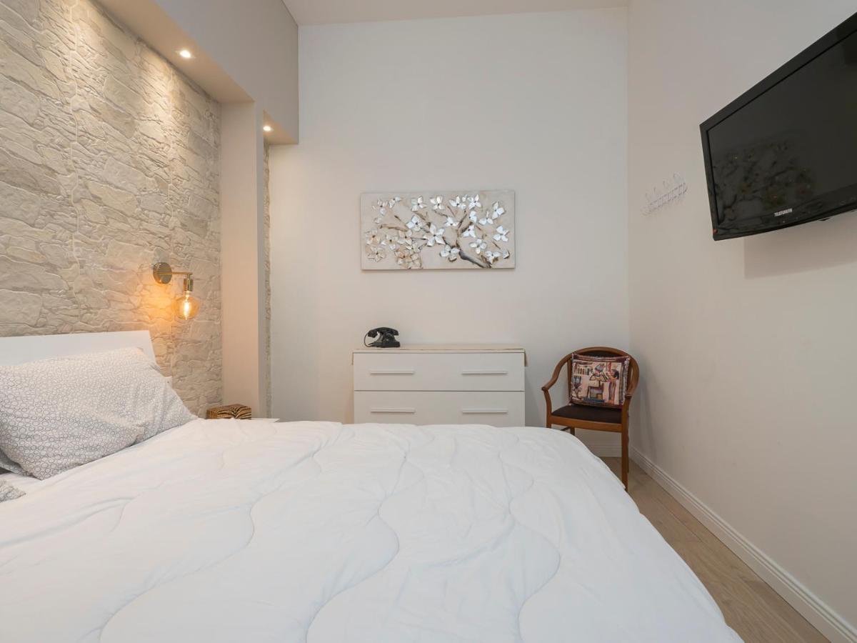 White Loft Near Duomo Orti 14 Apartment Milan Exterior photo